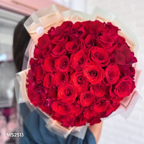 Ramo de 75 rosas rojas - Image 2