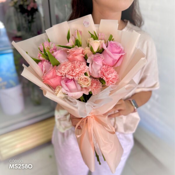 Ramo Sakura - Estilo Coreano