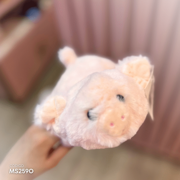 Peluche de Chanchito para brazo - Image 2
