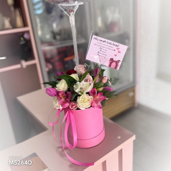 Box de Tulipanes y flores variadas - Image 3