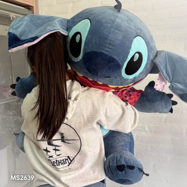 Peluche Gigante de Stitch 90cm con camisa - Image 3